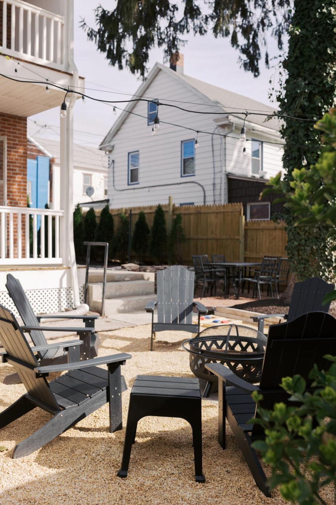 Near Hershey, Entire House With Fire Pit, Game Holiday home